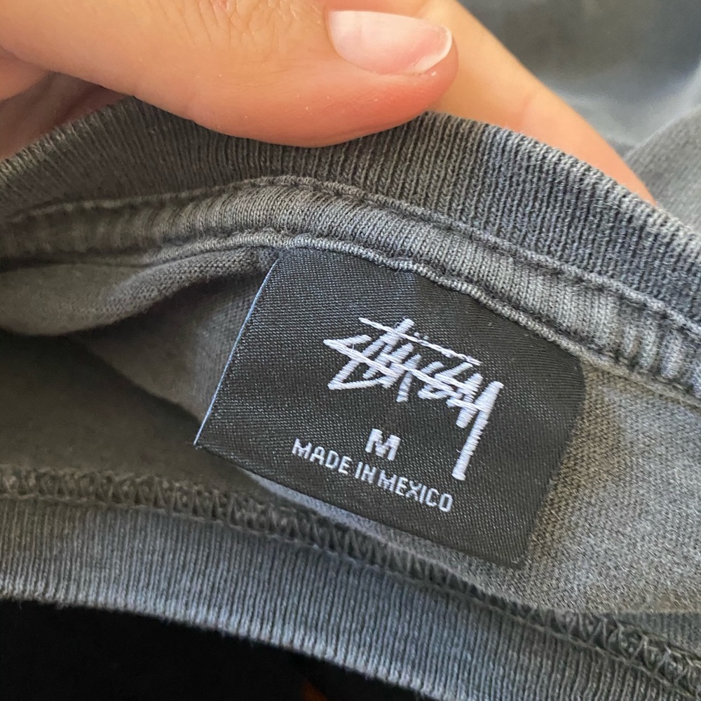 STUSSY TEE - Picture 2 of 3